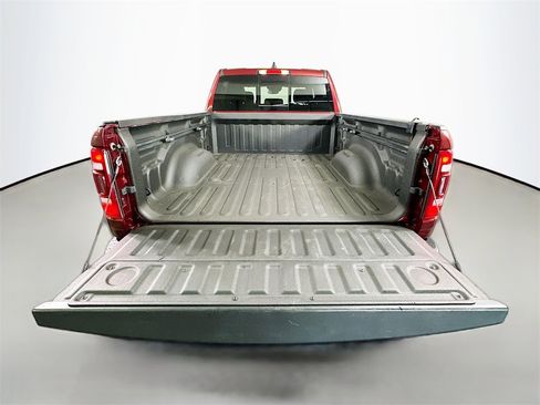 Used 2022 RAM 1500 Limited image 33