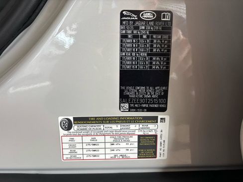 Used 2026 Land Rover Defender 110 image 49