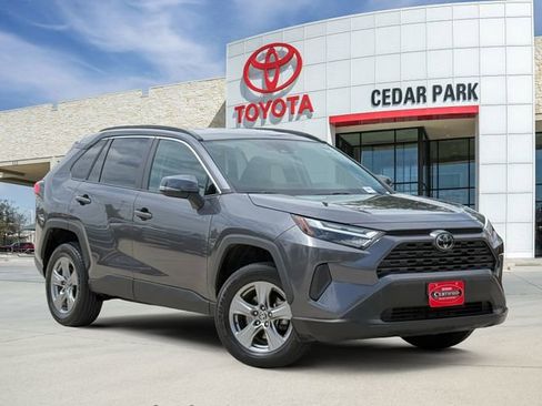 Used 2024 Toyota RAV4 XLE AWD/4WD image 1