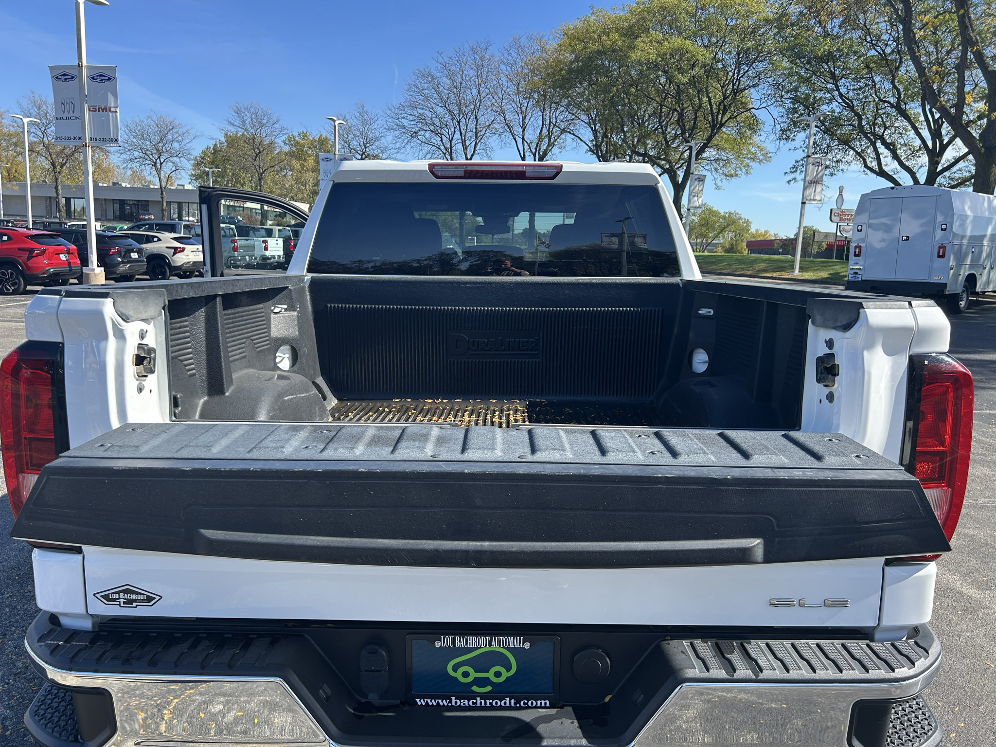 Used 2024 GMC Sierra 1500 SLE AWD/4WD image 28