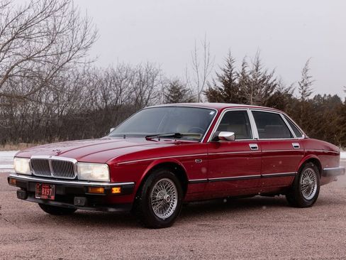 Used 1992 Jaguar XJ Vanden Plas image 1