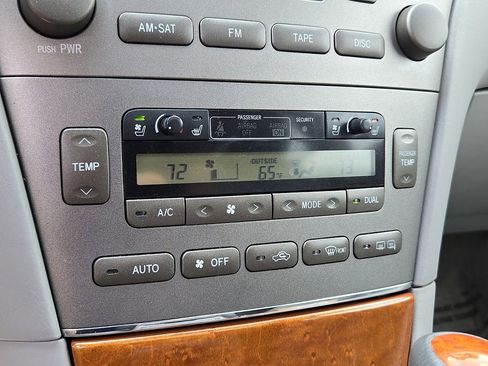 Used 2005 Lexus ES 330 FWD image 19
