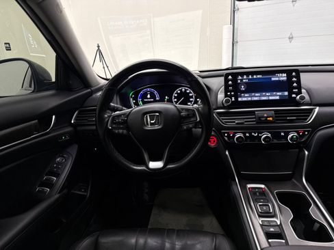 Used 2022 Honda Accord Touring image 14