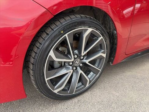 Used 2021 Toyota Corolla SE w/ Carpet Mat Package (TMS) image 6