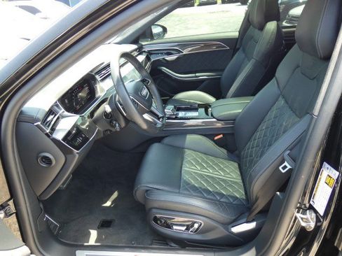 Used 2023 Audi S8 4dr w/ S8 Comfort Plus Package image 7