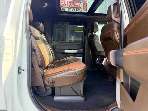 Used 2025 Ford F250 King Ranch w/ FX4 Off-Road Package image 39