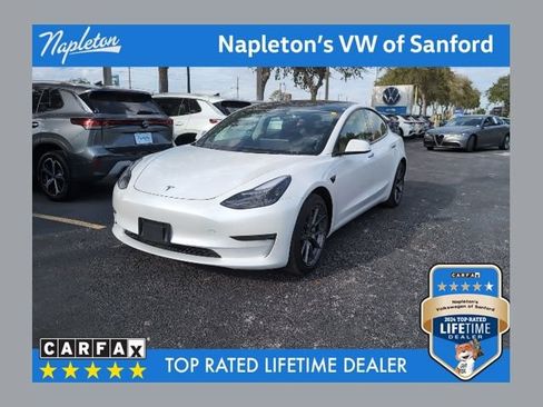 Used 2022 Tesla Model 3 Long Range image 1