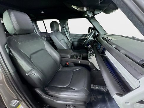 Used 2024 Land Rover Defender 110 S AWD/4WD image 30