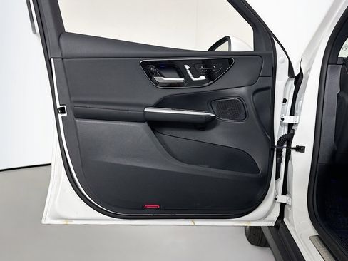 Certified 2026 Mercedes-Benz GLC 300 image 21