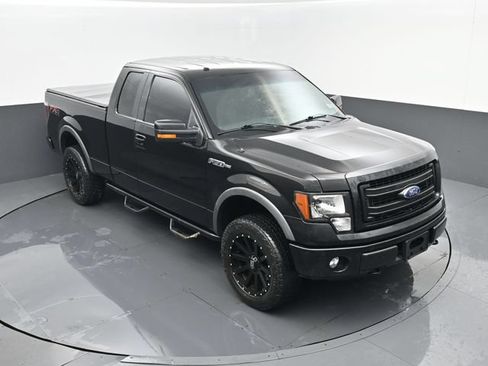 Used 2013 Ford F150 FX4 w/ Mid Equipment Group AWD/4WD image 18