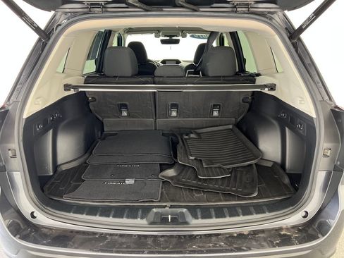 Used 2019 Subaru Forester Premium AWD/4WD image 25