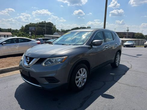 Used 2014 Nissan Rogue S FWD image 3