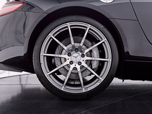 Used 2012 Mercedes-Benz SLS AMG Coupe image 37