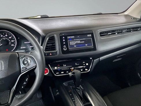 Used 2022 Honda HR-V EX image 9