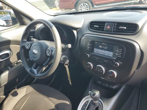 Used 2019 Kia Soul image 8