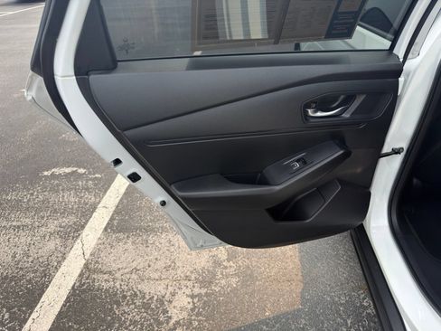 Used 2025 Honda Accord SE image 25