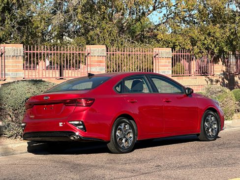 Used 2021 Kia Forte LXS image 10