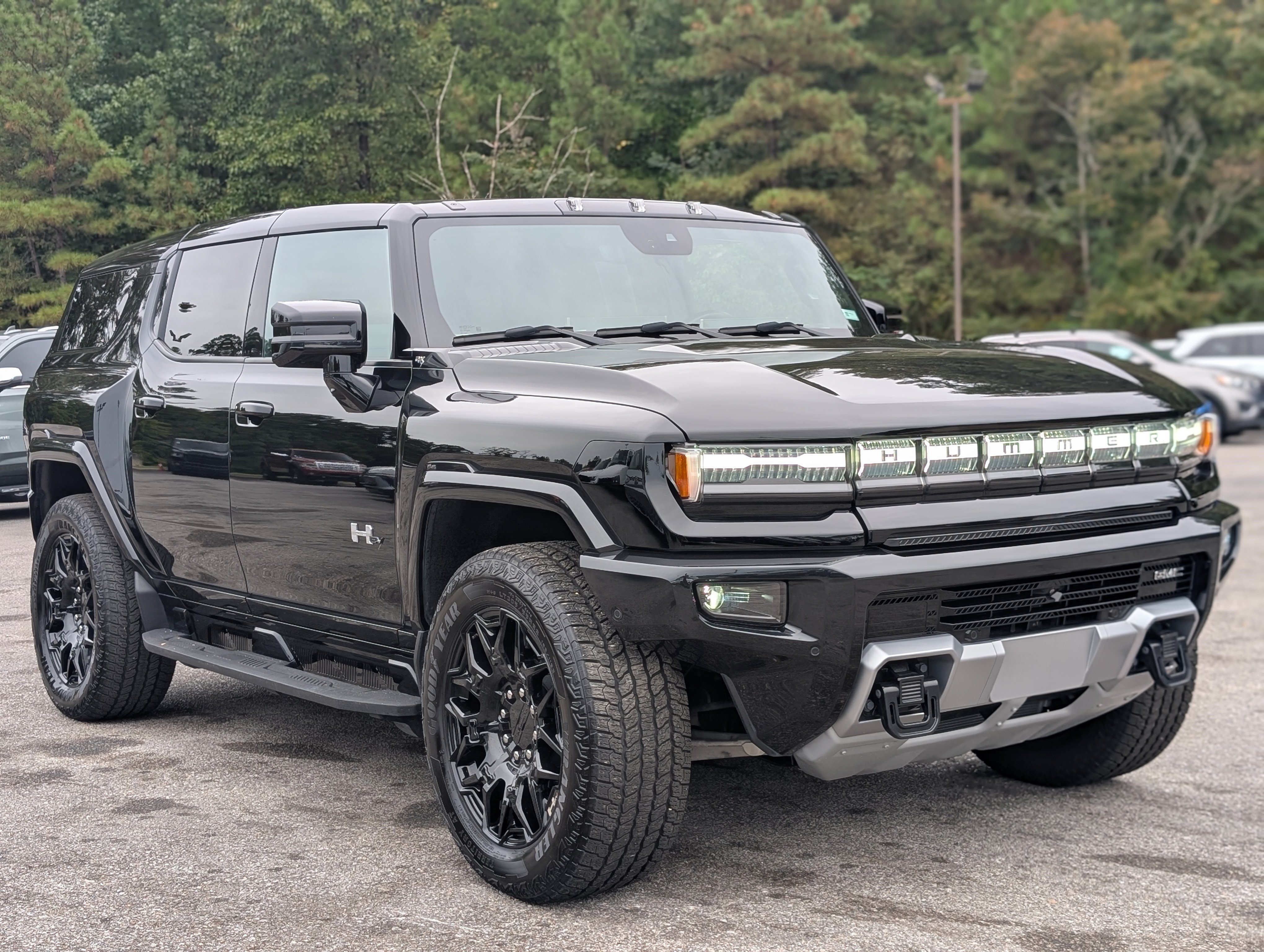 Used 2024 GMC Hummer EV 2X AWD/4WD image 11