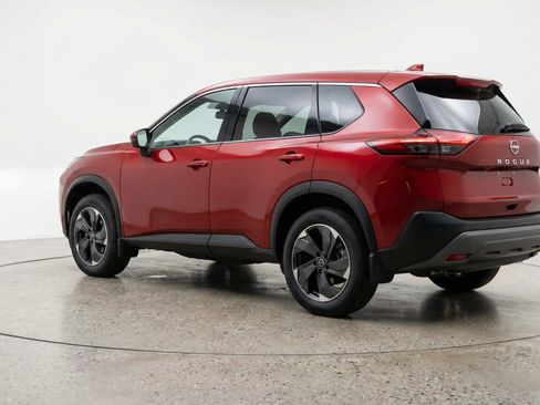 Used 2025 Nissan Rogue SV AWD/4WD image 6