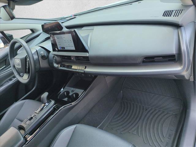 Used 2026 Toyota Prius XLE FWD image 21