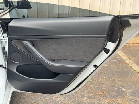 Used 2023 Tesla Model 3 Standard Range RWD image 47