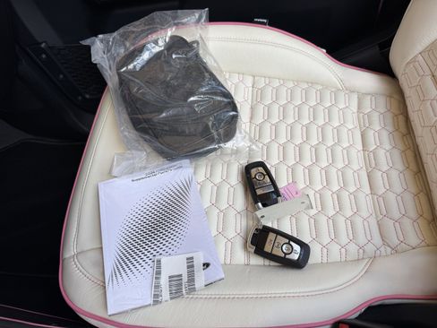 Used 2024 Ford Bronco Big Bend image 59