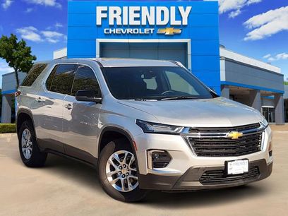 Used 2022 Chevrolet Traverse LS