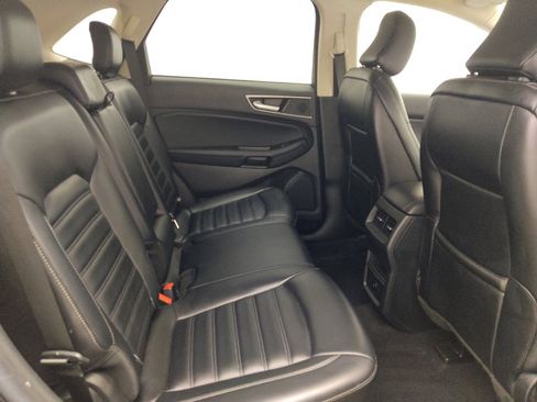 Used 2023 Ford Edge SEL image 19