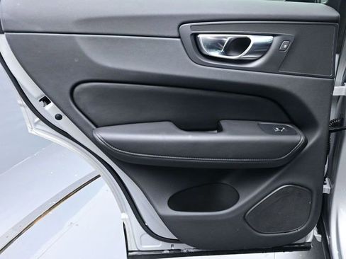 Used 2023 Volvo XC60 B5 Plus w/ Climate Package FWD image 23