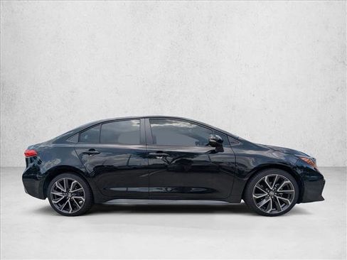 Used 2022 Toyota Corolla SE FWD image 4
