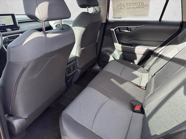 Used 2025 Toyota RAV4 XLE w/ Convenience Package AWD/4WD image 9