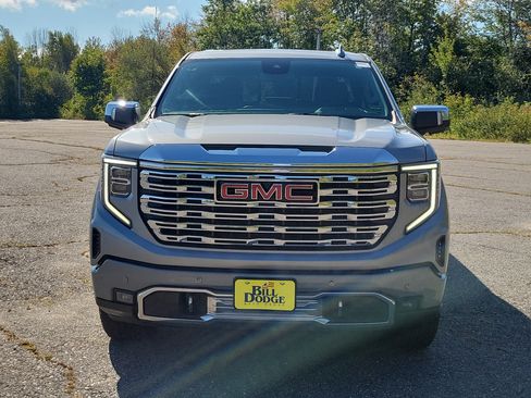Used 2024 GMC Sierra 1500 Denali AWD/4WD image 2
