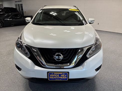 Used 2018 Nissan Murano SV w/ Cargo Package AWD/4WD image 2