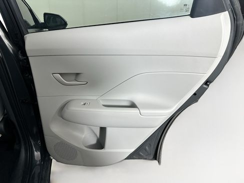 Used 2024 Hyundai Kona SEL FWD image 28