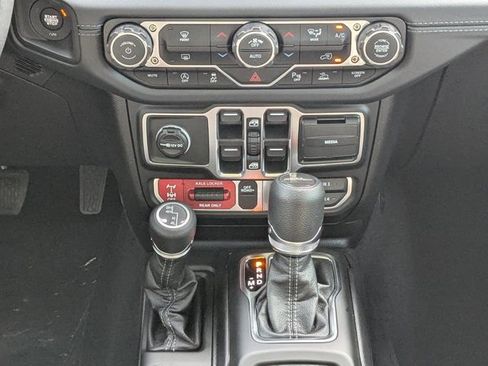 New 2026 Jeep Gladiator Mojave w/ Safety Group AWD/4WD image 19