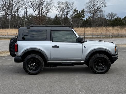 Used 2024 Ford Bronco Black Diamond image 8