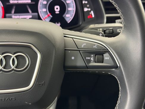 Used 2023 Audi Q8 Premium Plus w/ Premium Plus Package image 28