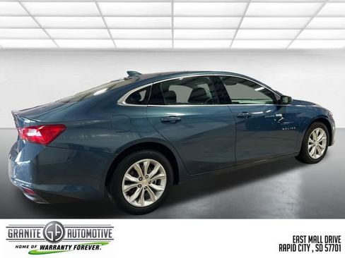 Used 2024 Chevrolet Malibu LT FWD image 5