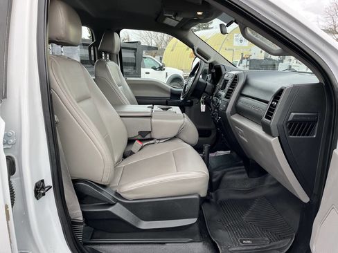 Used 2019 Ford F250 XL w/ Power Equipment Group image 23