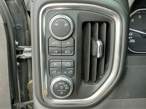 Used 2019 GMC Sierra 1500 SLT image 36