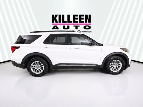 New 2025 Ford Explorer Active w/ Active Comfort Package image 8