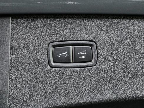Used 2026 Porsche Cayenne Coupe AWD/4WD image 34