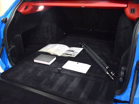 Certified 2022 Rolls-Royce Cullinan w/ Dynamic Package image 42