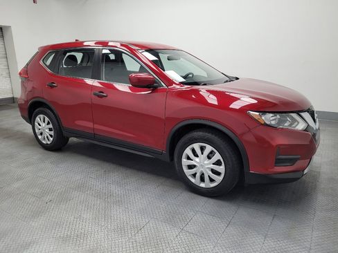 Used 2017 Nissan Rogue S FWD image 11