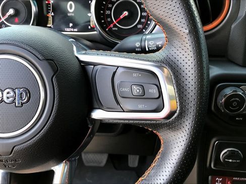 Used 2022 Jeep Gladiator Mojave w/ Trailer Tow Package image 24