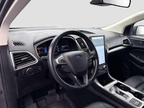 Certified 2022 Ford Edge SEL w/ Convenience Package AWD/4WD image 10