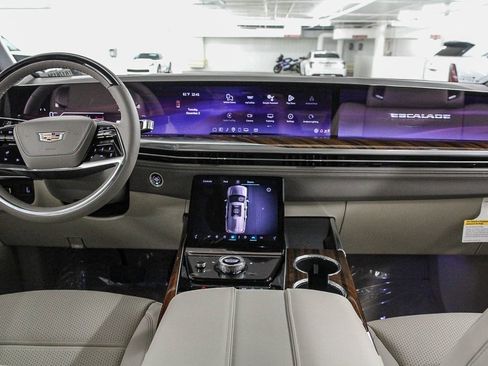 New 2026 Cadillac Escalade Platinum Luxury image 13