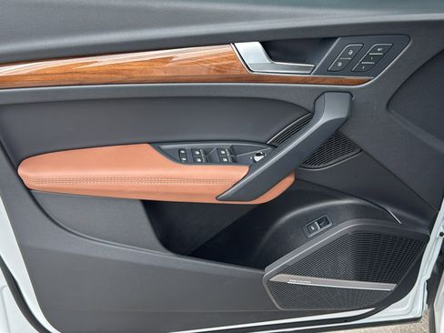 Used 2025 Audi Q5 2.0T Premium Plus image 12