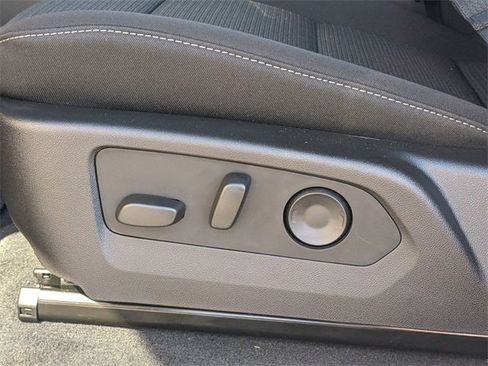 New 2025 GMC Canyon Elevation w/ Convenience Package image 21