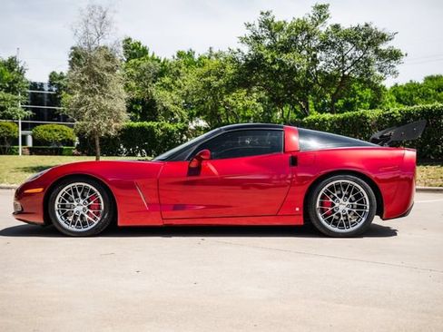Used 2008 Chevrolet Corvette Coupe w/ Preferred Equipment Group RWD image 39